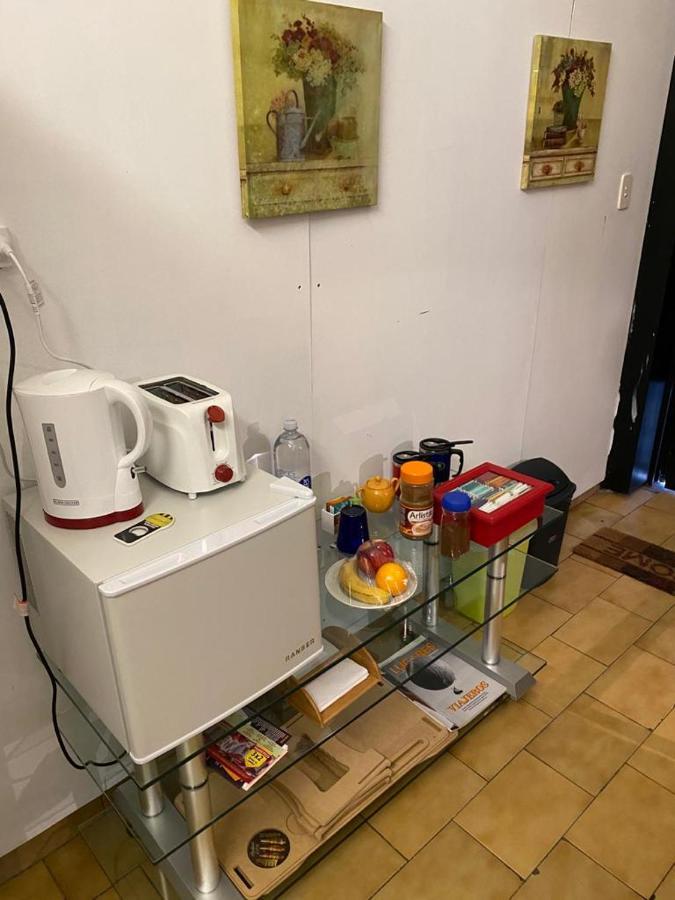 Lo De Lala B&B Con Energia Solar Acassuso Luaran gambar