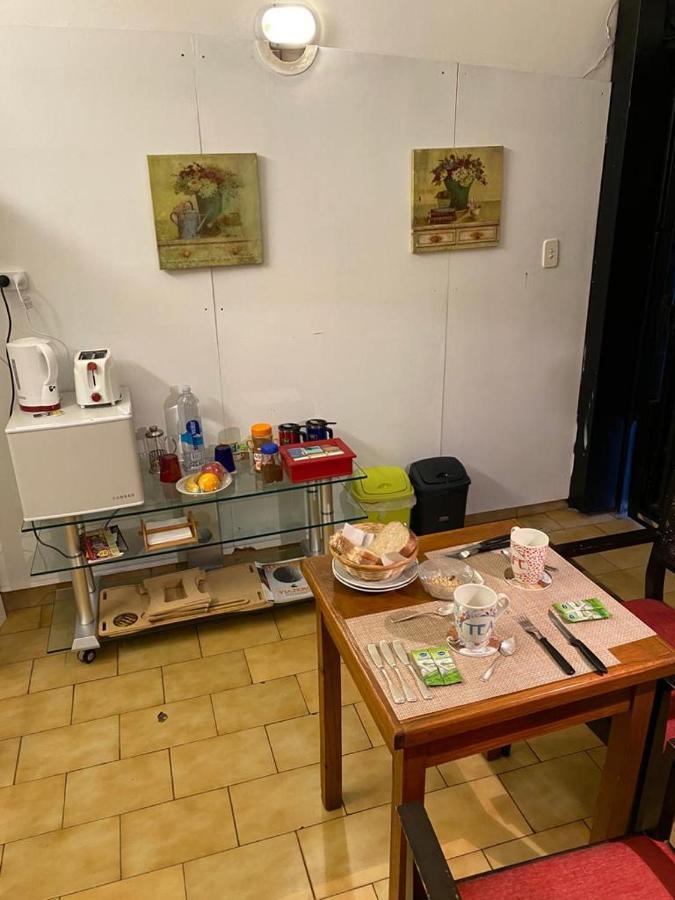 Lo De Lala B&B Con Energia Solar Acassuso Luaran gambar